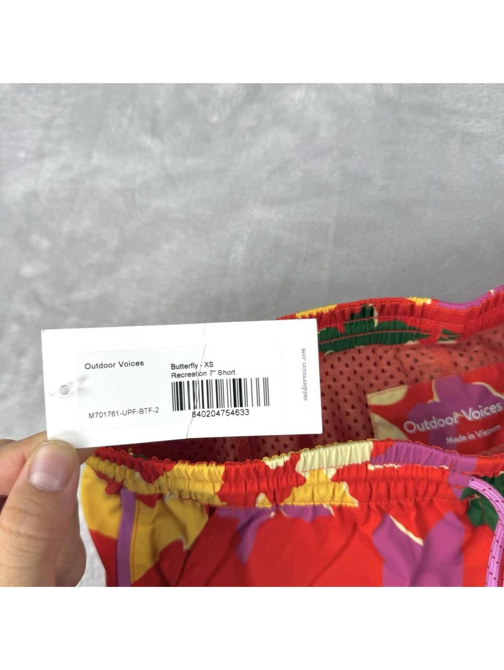 Outdoor Voices Butterfly Print Shorts Colorful Lined Activewear XS Summer NWT - Picture 6 of 9